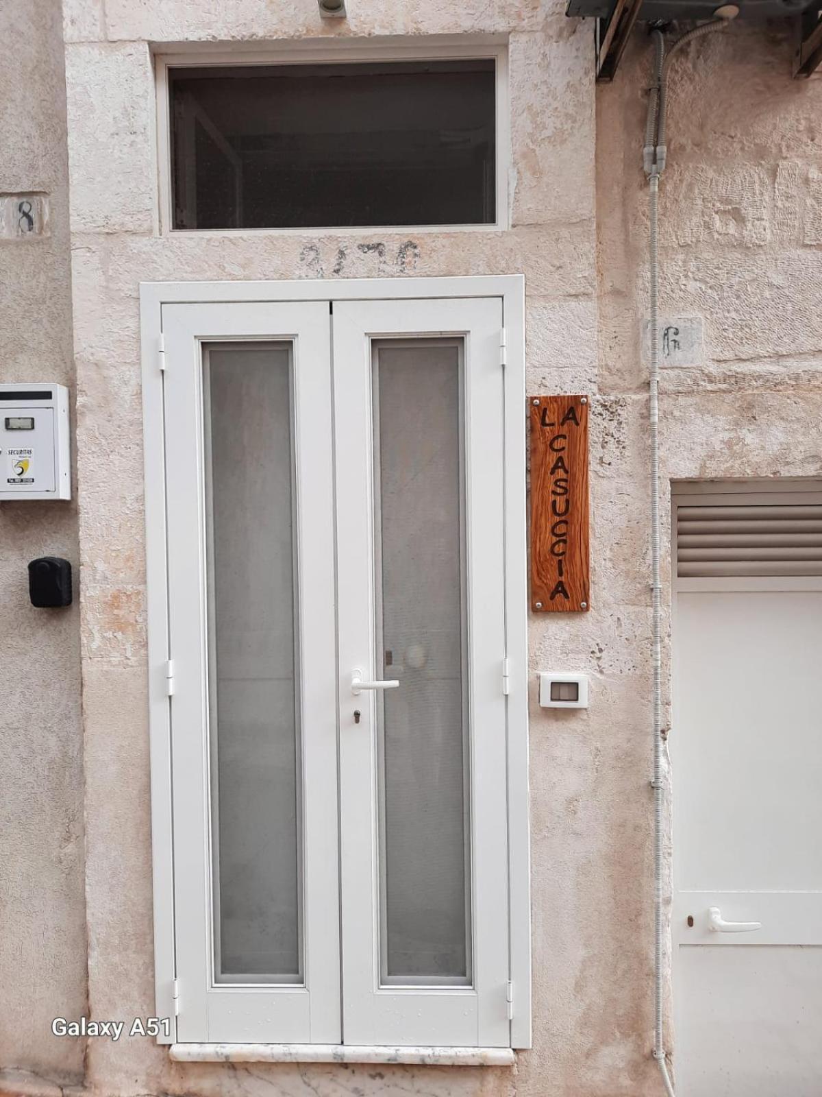 La Casuccia Apartment Ostuni Luaran gambar